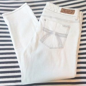 Womens NWOT Seven7 White With Silver Gray Stitching Jeans Size 14